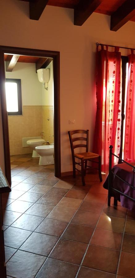 Bed & Breakfast S' Accorru Bed and Breakfast SantʼAntìoco Exterior foto
